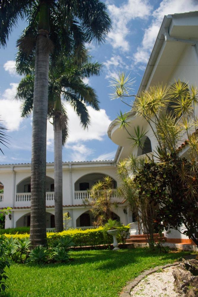 Hotel Bavaria アスンシオン エクステリア 写真